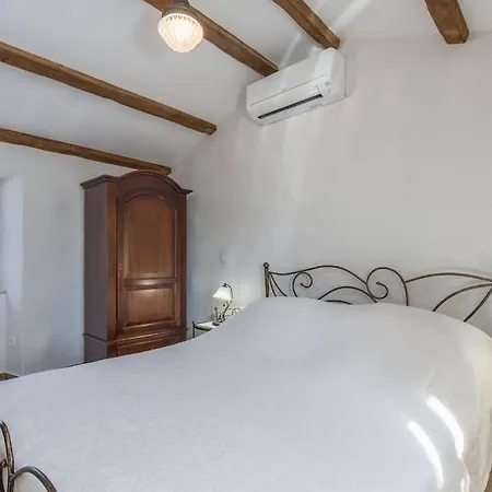 Villa Heritage Croc Buje